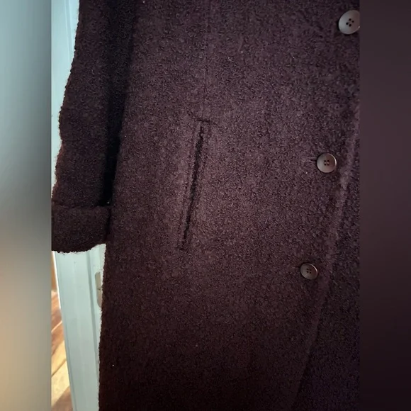 Talbots Vintage Burgundy Wine Boucle’ Long Elegant Wool Blend Overcoat Size 14 - Picture 4 of 10